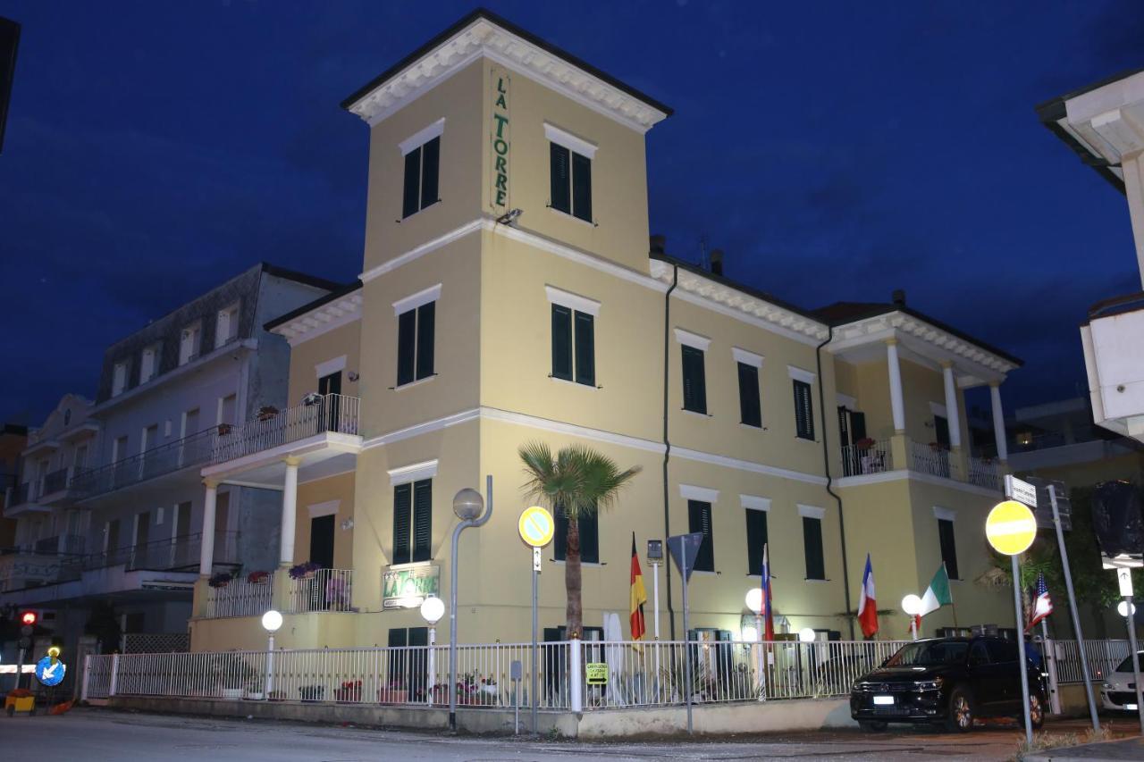 Hotel La Torre Rimini Zewnętrze zdjęcie